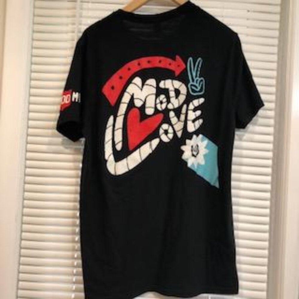 Mod Love Unisex Black T-Shirt Size M Pre-Owned.